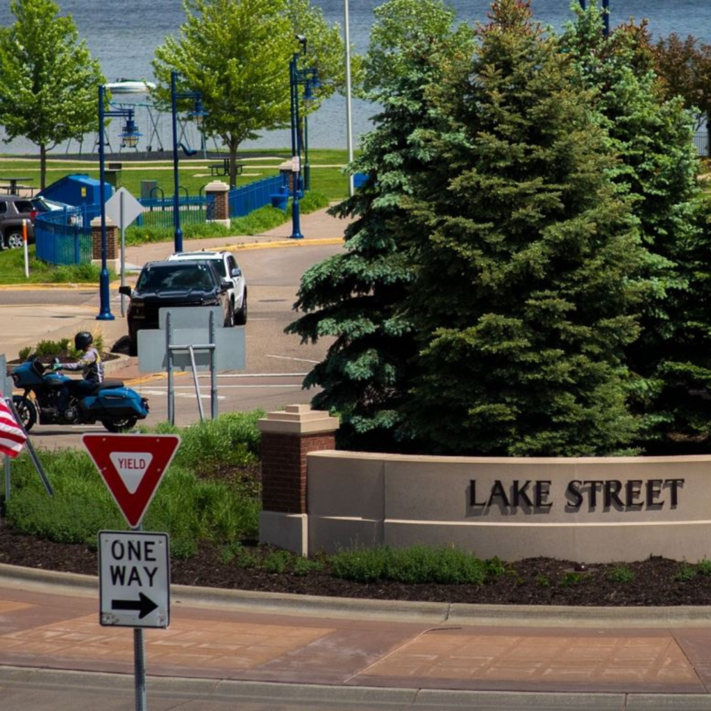 Auto Towing Near Me Forest Lake 2024