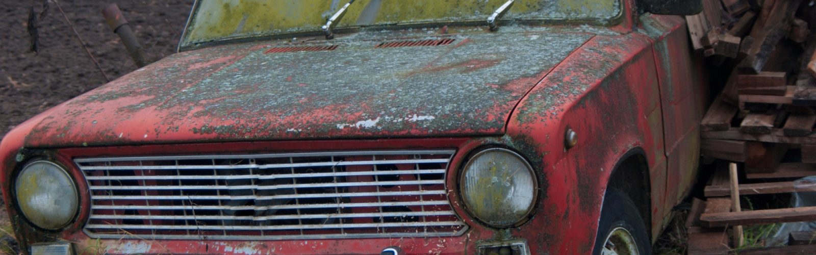 People Who Buy Junk Cars Without Title: Consequences and The Way Forward old rusty car